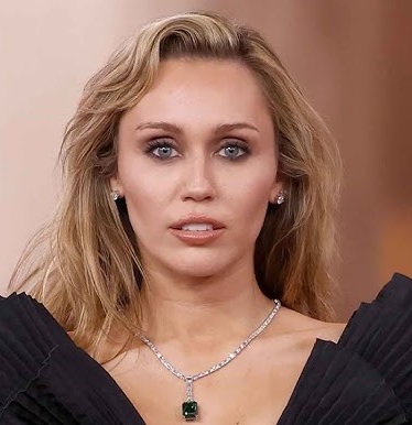 Miley Cyrus face reading physiognomy