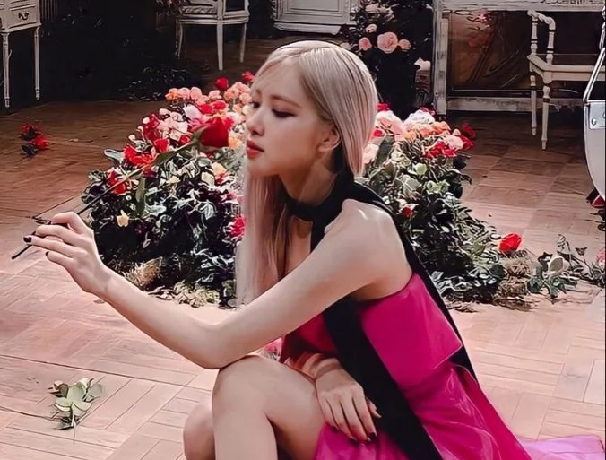 Rosé - Face Reading 3D