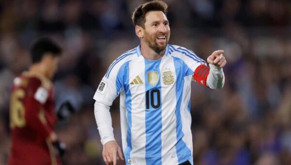 Face Reading: Lionel Messi’s Aura and Presence Analysis